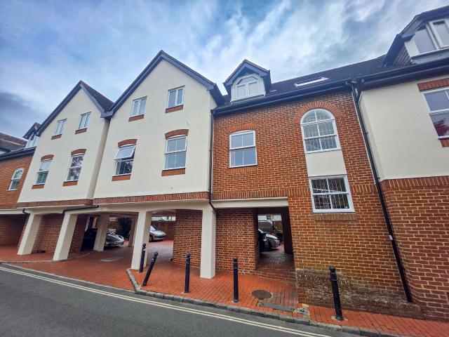 house at Redcotts Lane, Wimborne