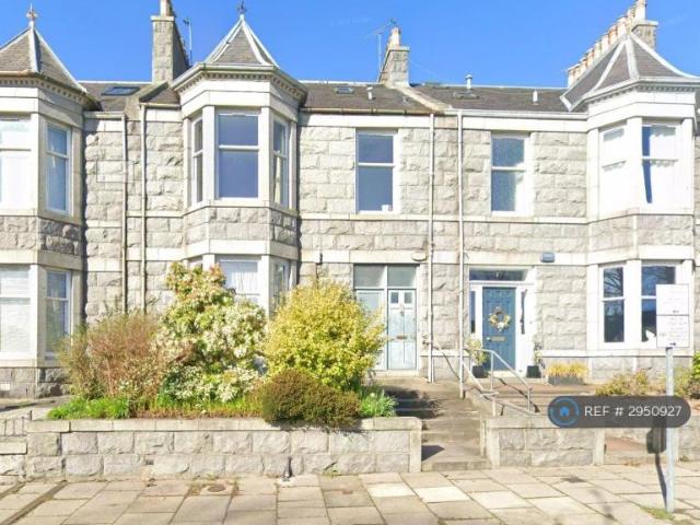 House at Richmondhill Place, Aberdeen City