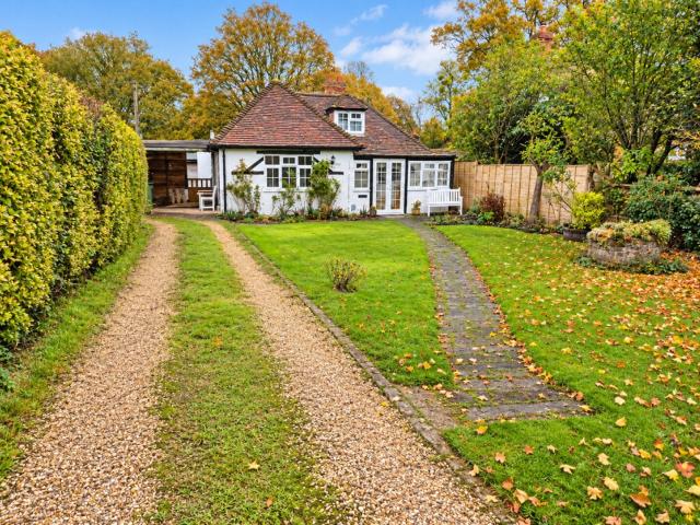 House at Ridge Lane, Basingstoke and Deane