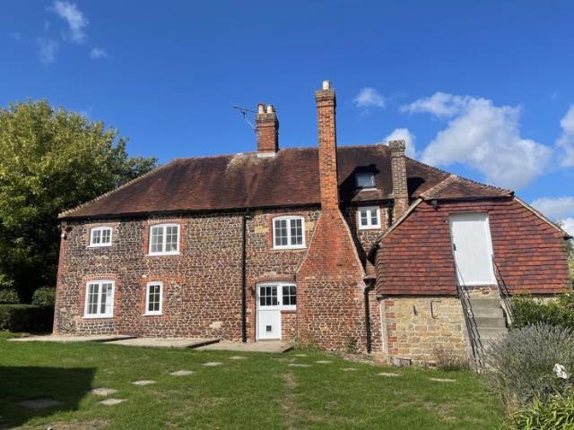 House at River Lane, Horsham