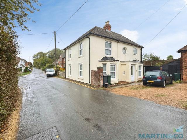 House at Roman Road, Ashford