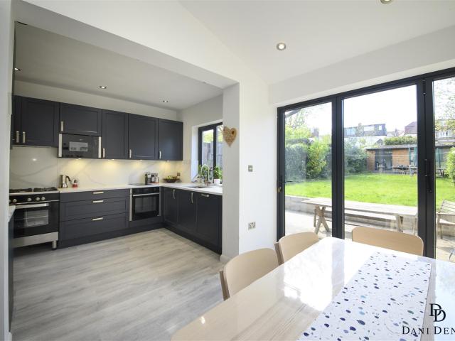House at Rowsley Avenue, Greater London