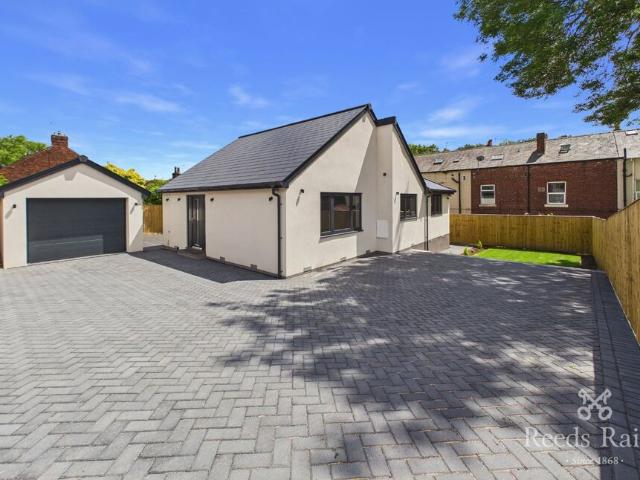 House at School Hill, Wakefield