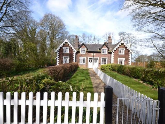 House at School Lane, Wigan