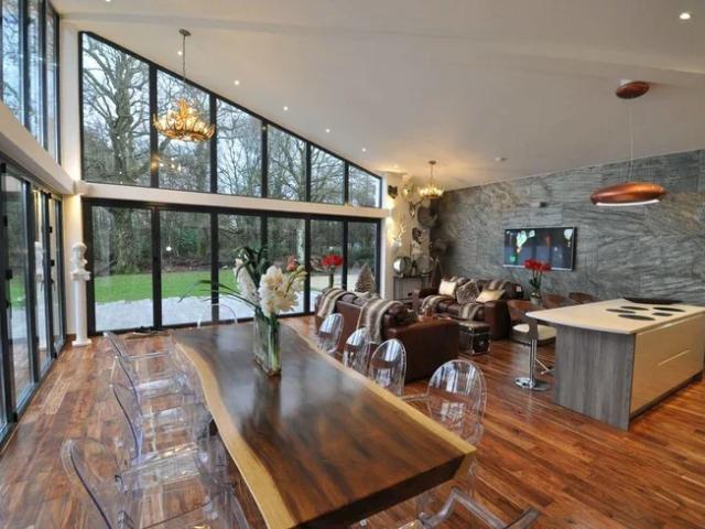 Apartment at School Road, Auchendennan