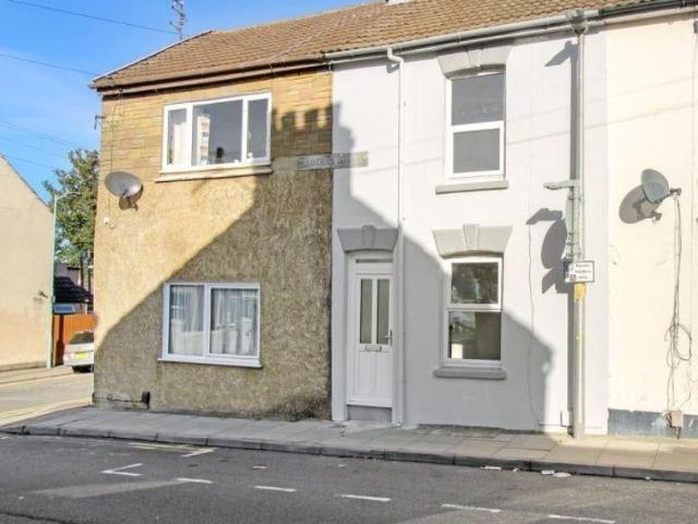 House at Saunders Street, Gillingham