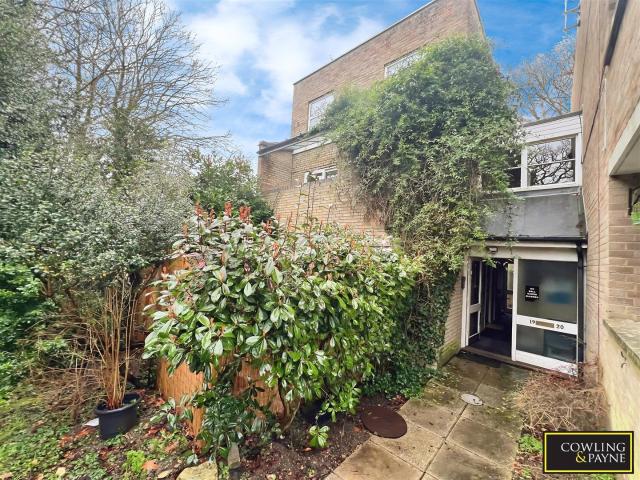 Apartment at Sawyer's Hall Lane, Brentwood