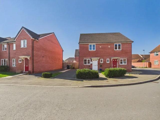 House at Sentinel Close, Worcester