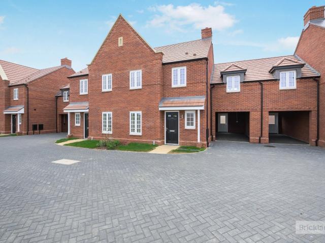 House at Senliz Road, Huntingdonshire