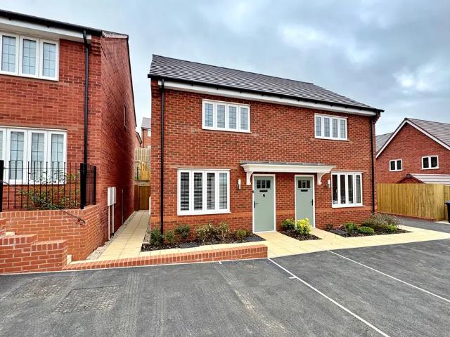 House at Shamrock Close, Rugby