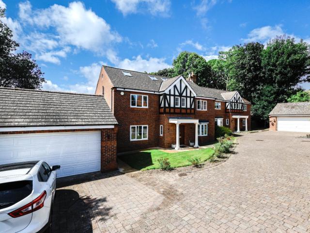 House at Silver Trees, Leeds