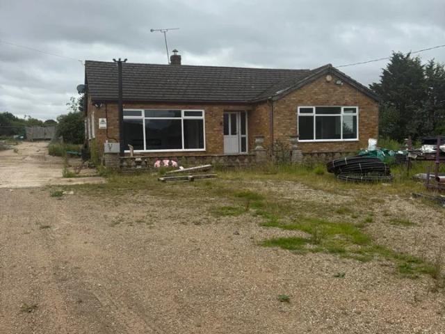House at Southend Arterial Road, Brentwood