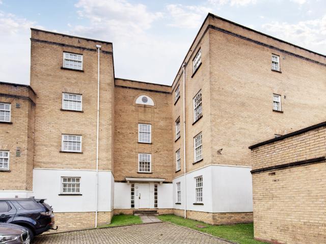 house at Southgate, N14