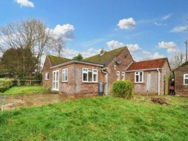 House at Stonebridge Close, Marlborough
