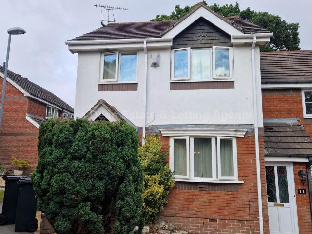 House at Stirrup Close, Upton
