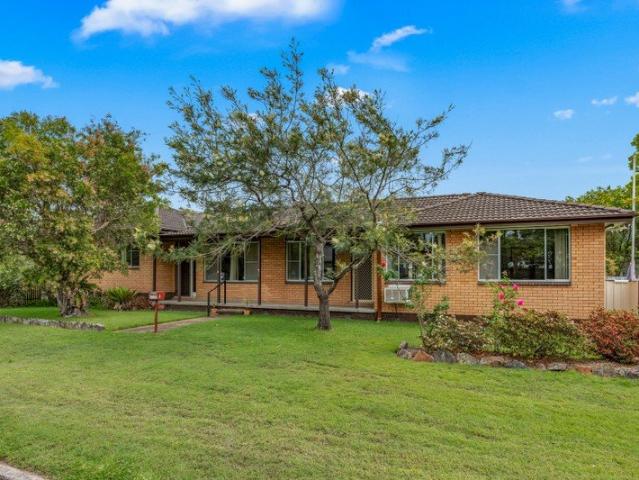 House, attached Granny Flat & Garaging on 1,010sqm Zoned R3