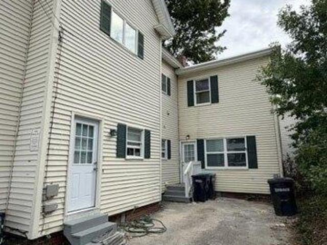 house Auburn ME ES105648410