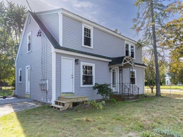 house Auburn ME ES105721388