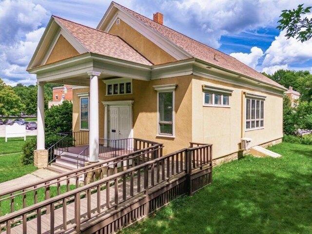 house Augusta ME ES105750604