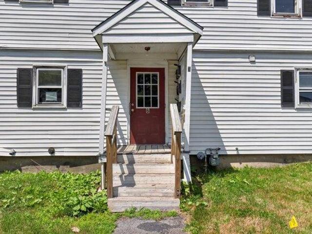 house Augusta ME ES105926516