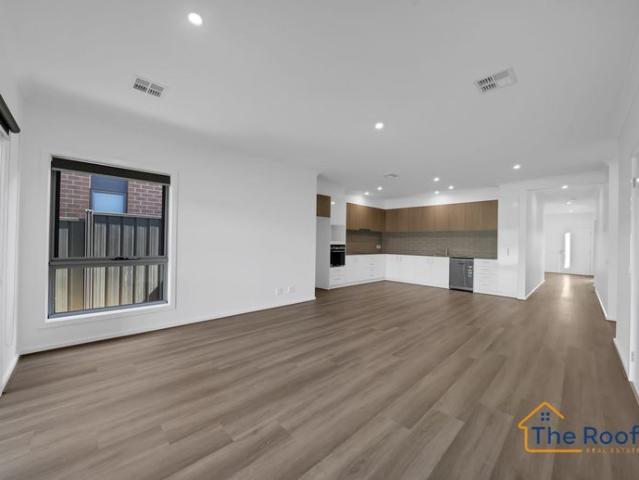 House available for rent in Harkness!
