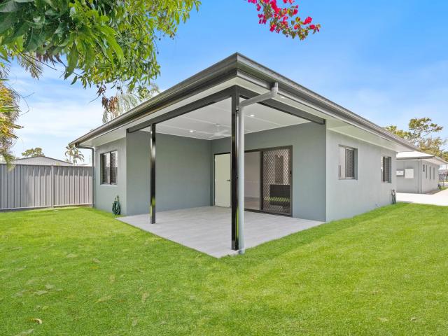 house B/478 Varley Street, Yorkeys Knob