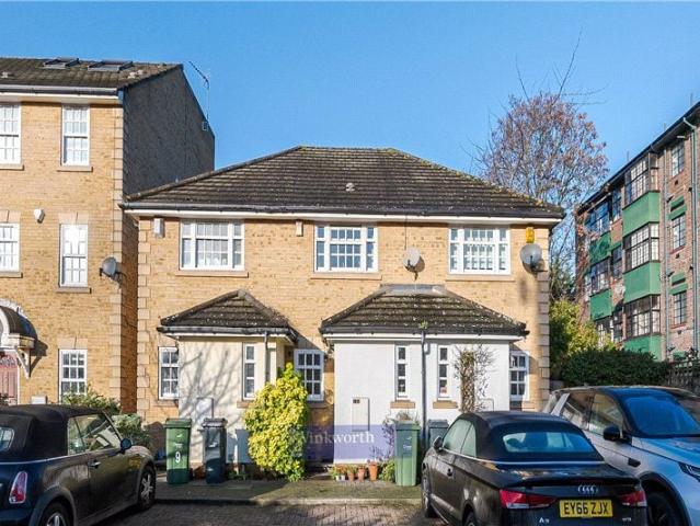 house Bedser Close London