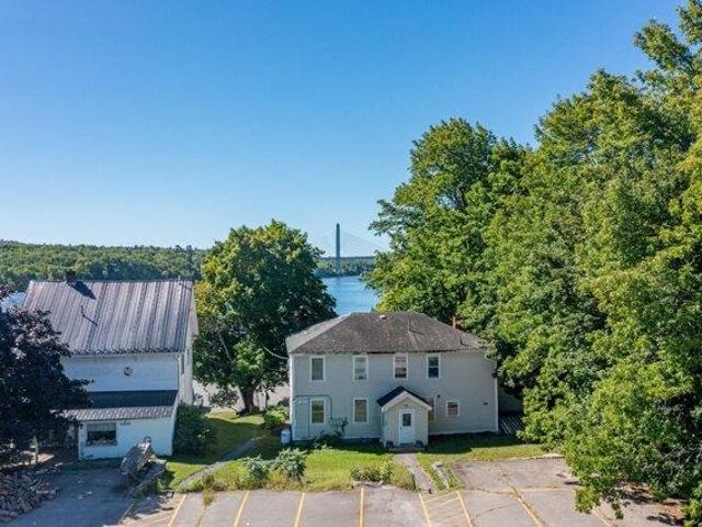 house Bucksport ME ES105722990