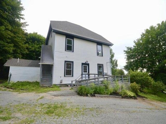 house Bucksport ME ES105814401