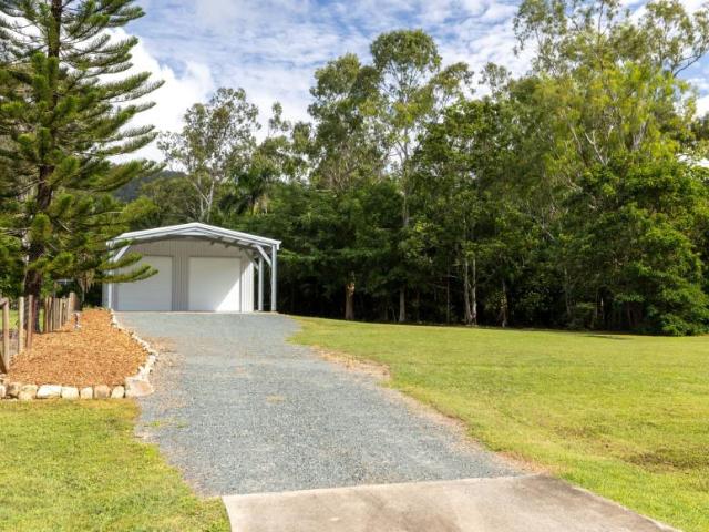 House CANNON VALLEY QLD 104950027