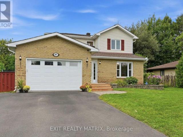House Casselman ON 105167376