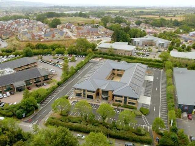 House Chippenham Wiltshire 103485730