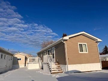 House Cold Lake AB 98314984