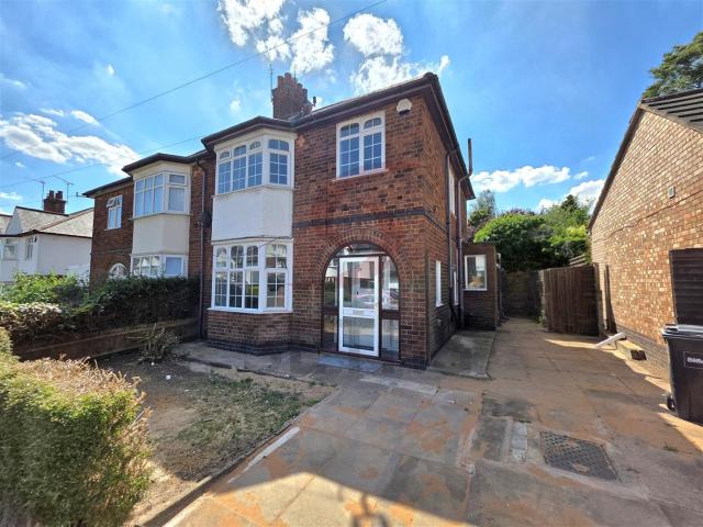 house Clarefield Road Leicester, LE3