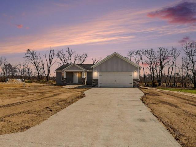 house Dowagiac MI DS105822111