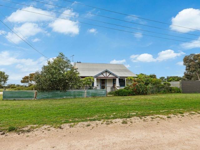 Character Country Bungalow