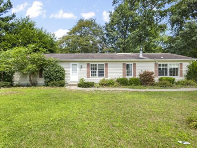 house Edwardsburg MI DS105023554