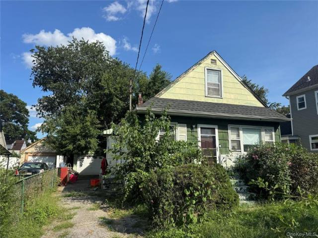 house Elmont NY DS105337697