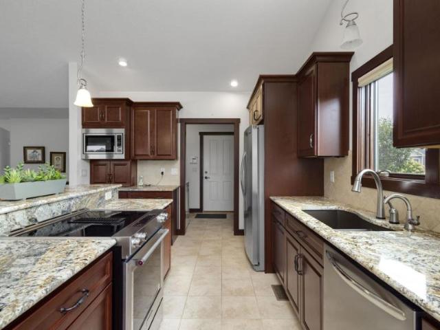 house Elkhart IN DLS105269587