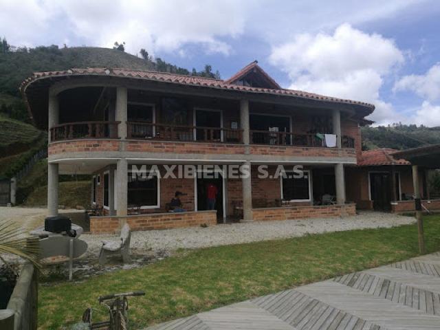 house en arriendo 0 VEREDA MONTAÃ‘ES