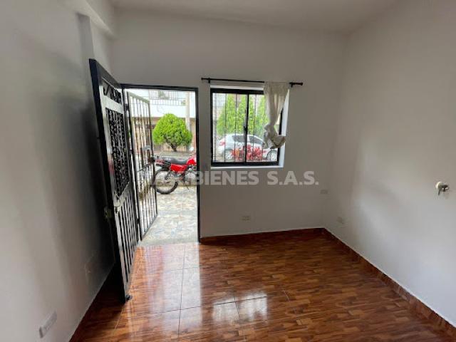 house en arriendo CL 57 51 111 P 1 ANDALUCIA