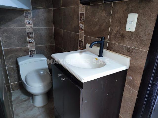 house en arriendo CL 8 84F 155 CA 1003, CASAS DE VALBUENA