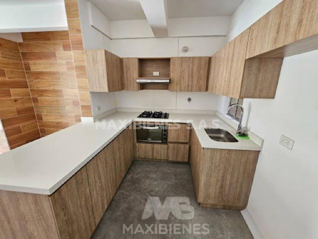 house en arriendo CL 14 12A 60 CASA 155 URB. LLANO AZUL VDA MANGA ARRIBA
