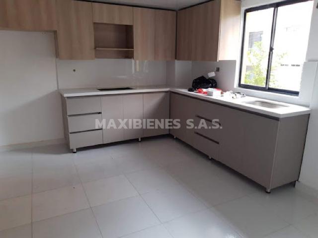 house en arriendo CL 18 81 04 unifamiliar 2 niveles
