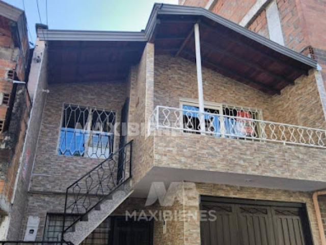 house en arriendo CL 29 55 209 2 PISO CABAÑAS