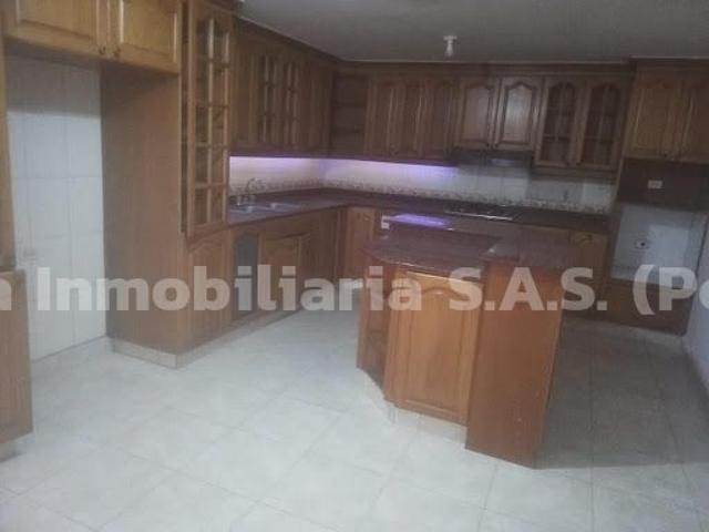 house en arriendo CL 30 81 50 CA