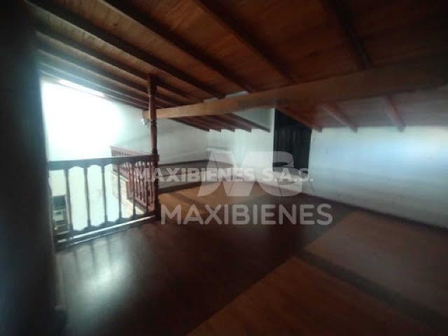 house en arriendo CL 37 89A 03 CA Cerca a la iglesia El Divino Maestro
