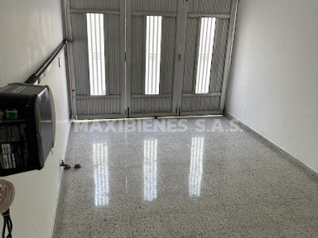 house en arriendo CR 81A 19 111 P 1