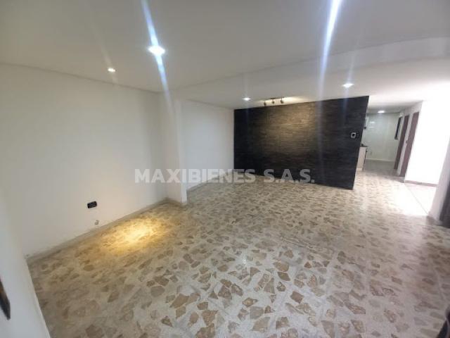 house en arriendo CR 97 47A 156 casa 1er piso estacion del metro san javier