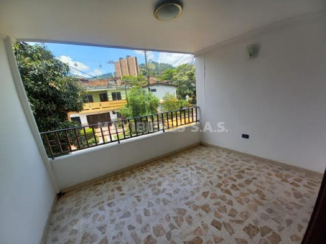 house en arriendo CR 97 47A 156 2do piso